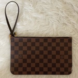 Brand new Louis Vuitton neverfull Mm pouch